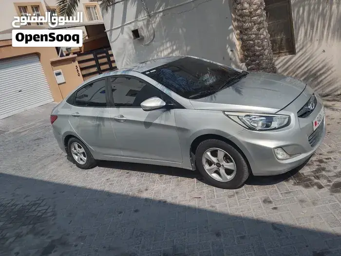 Hyundai Accent 2016 photo 2