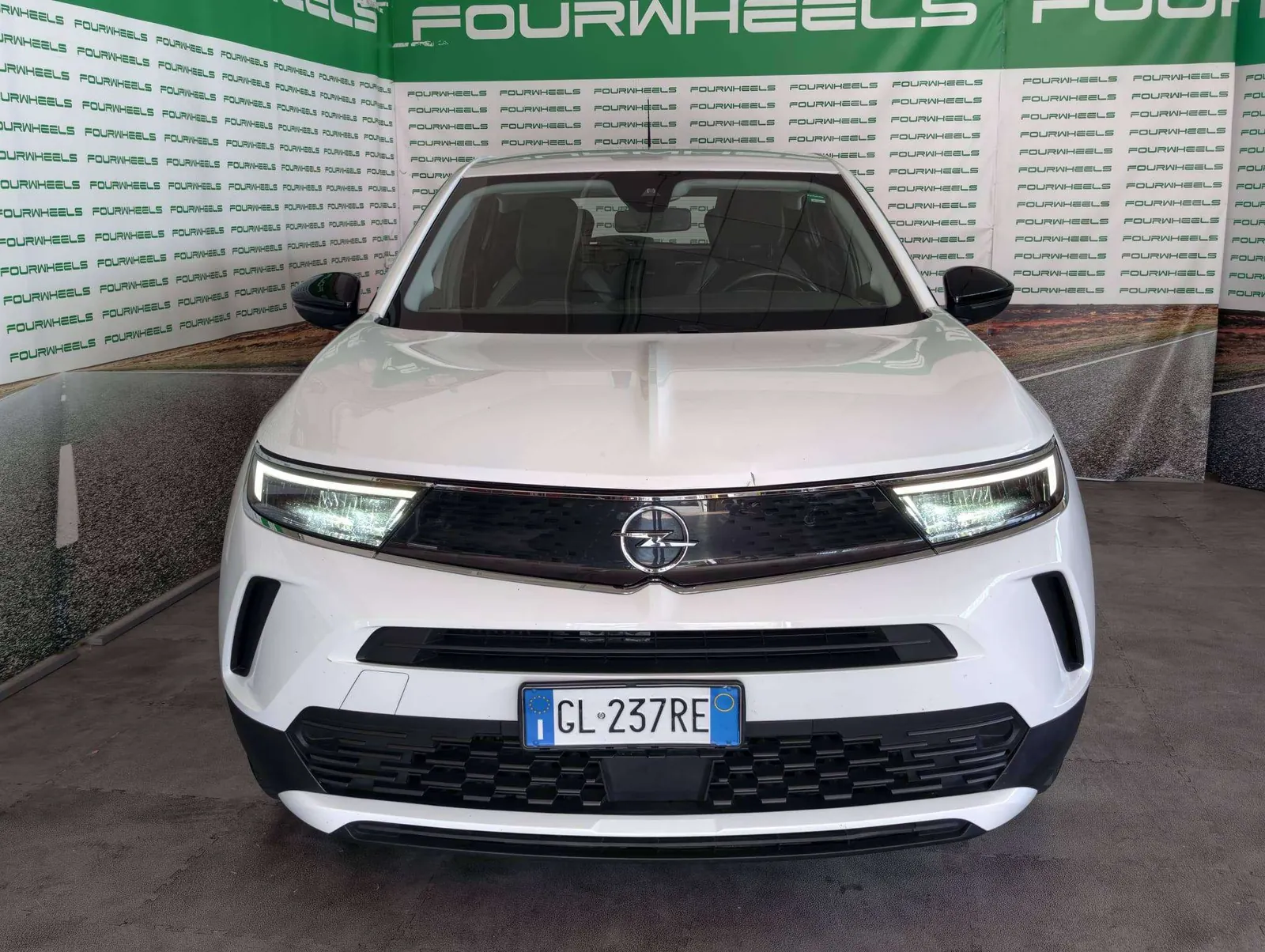 Opel Mokka 2023 photo 2