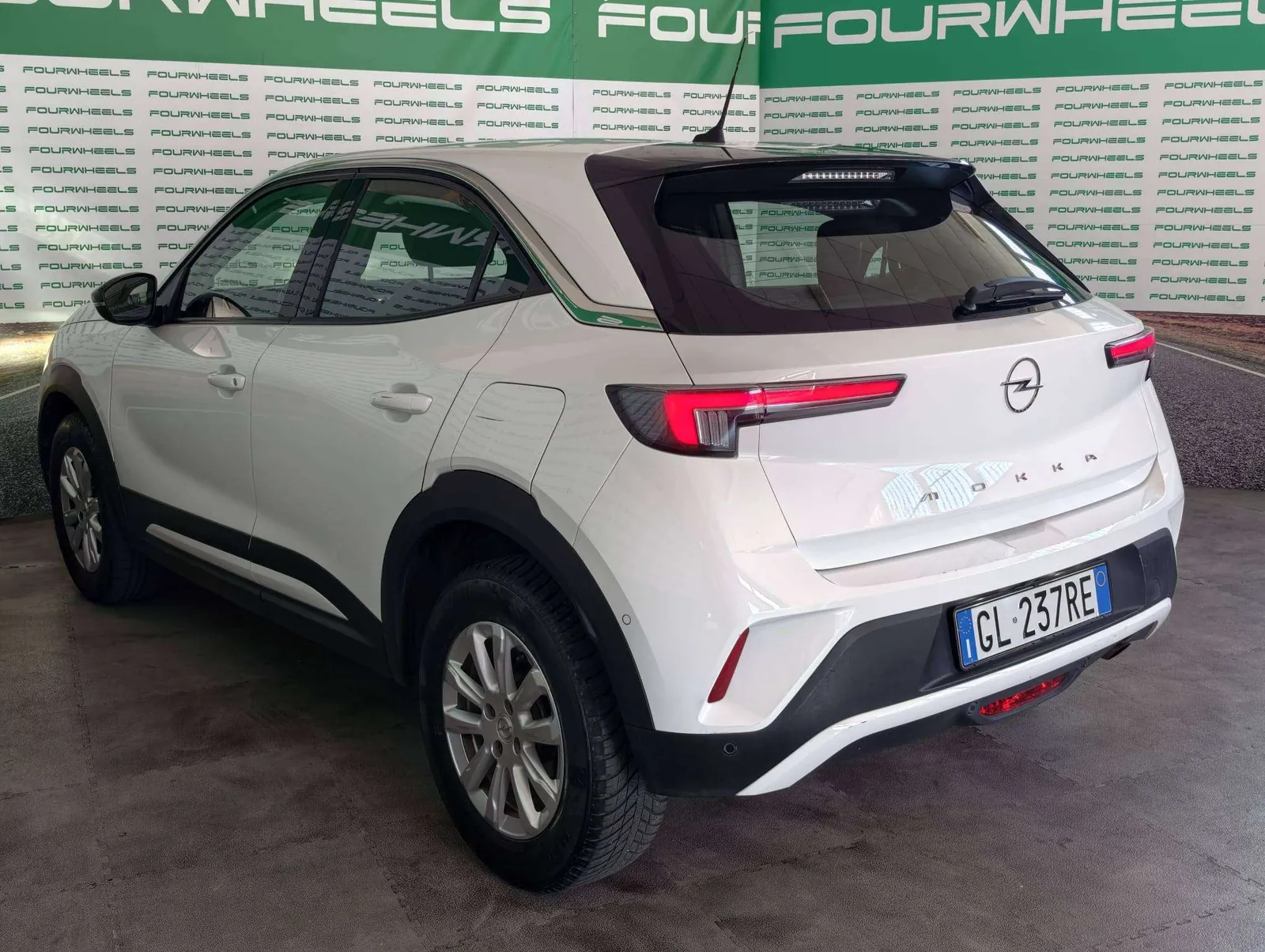 Opel Mokka 2023 photo 4