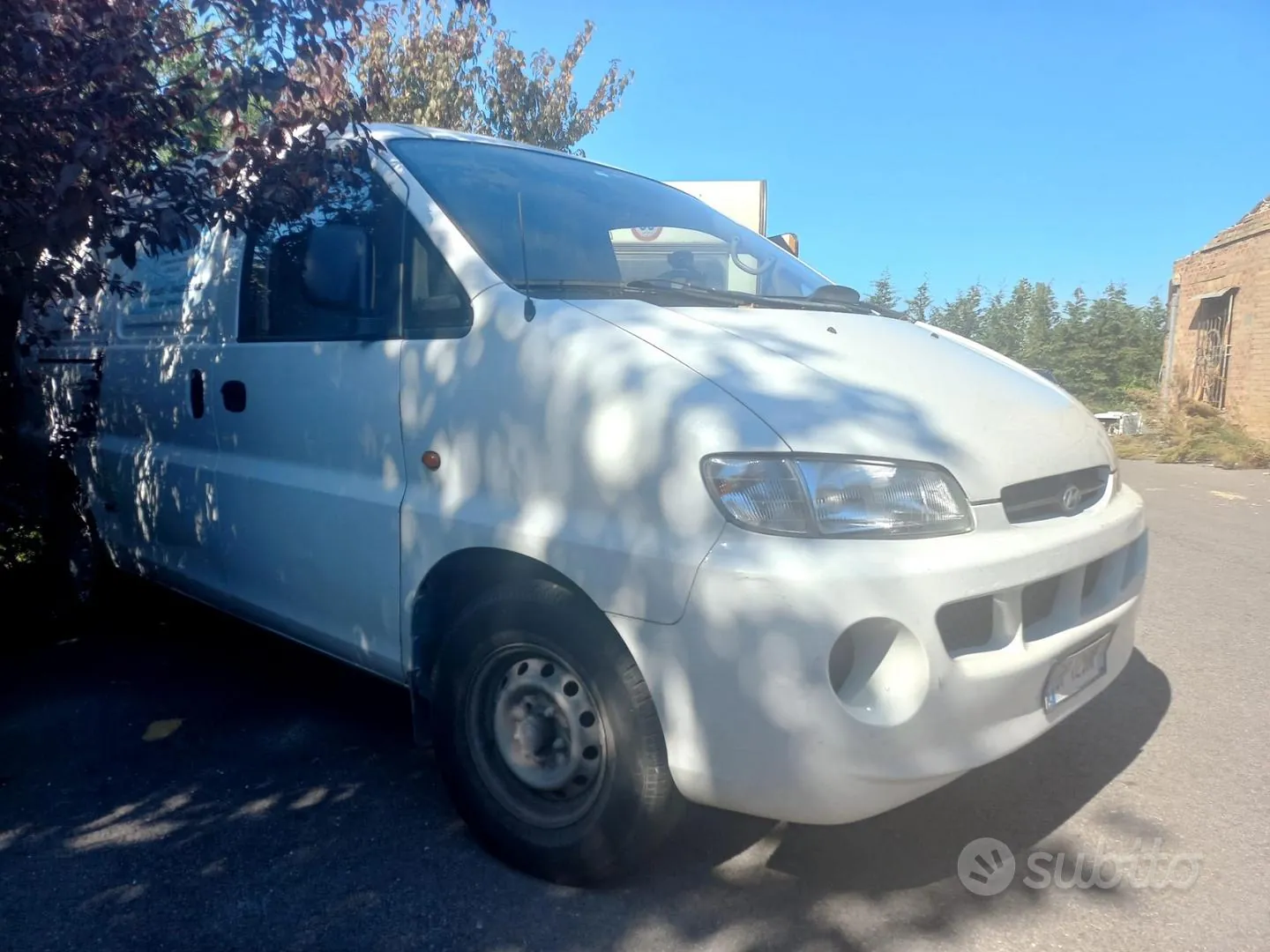 Hyundai H1 2000 photo 3