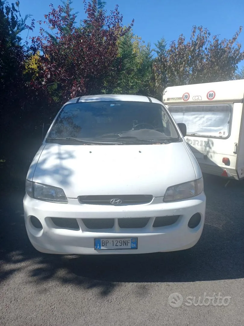 Hyundai H1 2000 photo 2