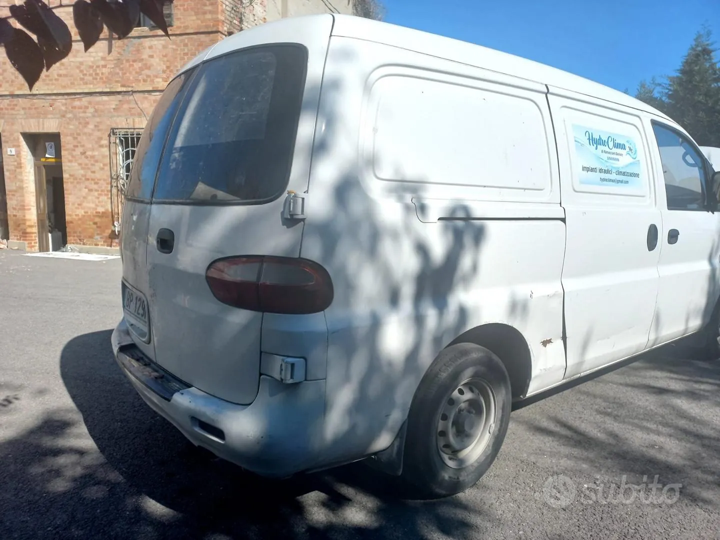 Hyundai H1 2000 photo 4