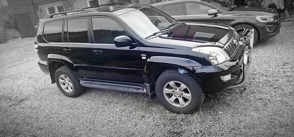Toyota Land Cruiser 2009 photo 2