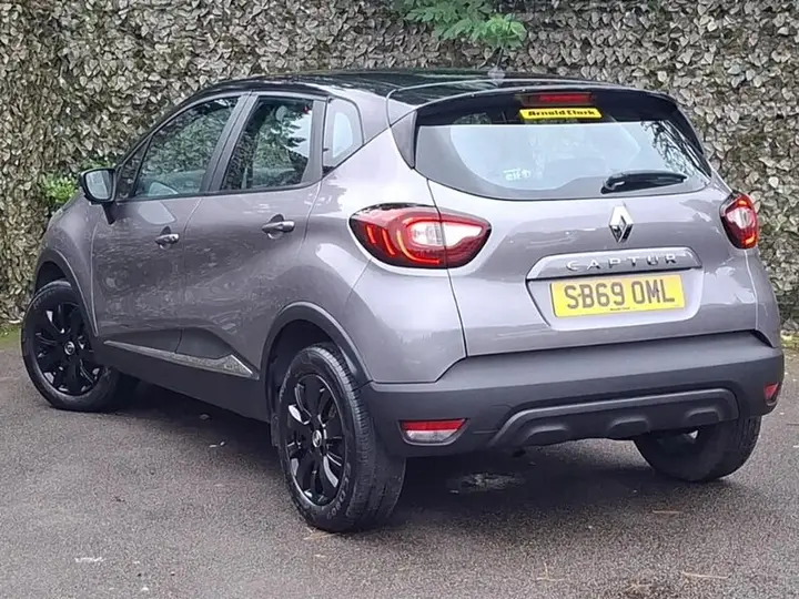 Renault Captur 2019 photo 2