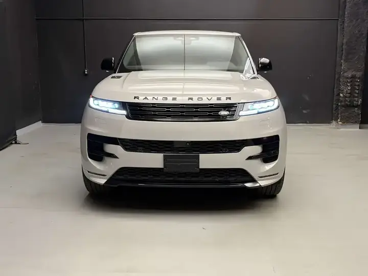 Land Rover Range Rover Sport 2026 photo 2