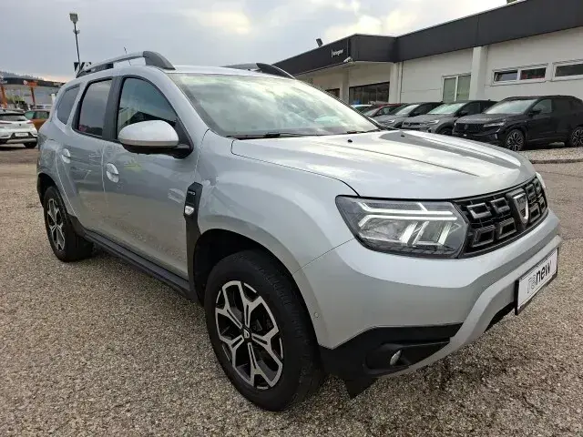 Dacia Duster 2022 photo 3