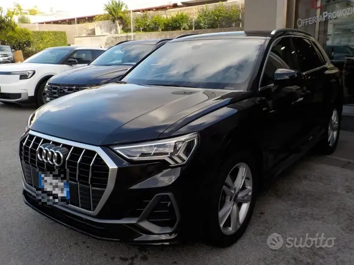 Audi Q3 2023 photo 2