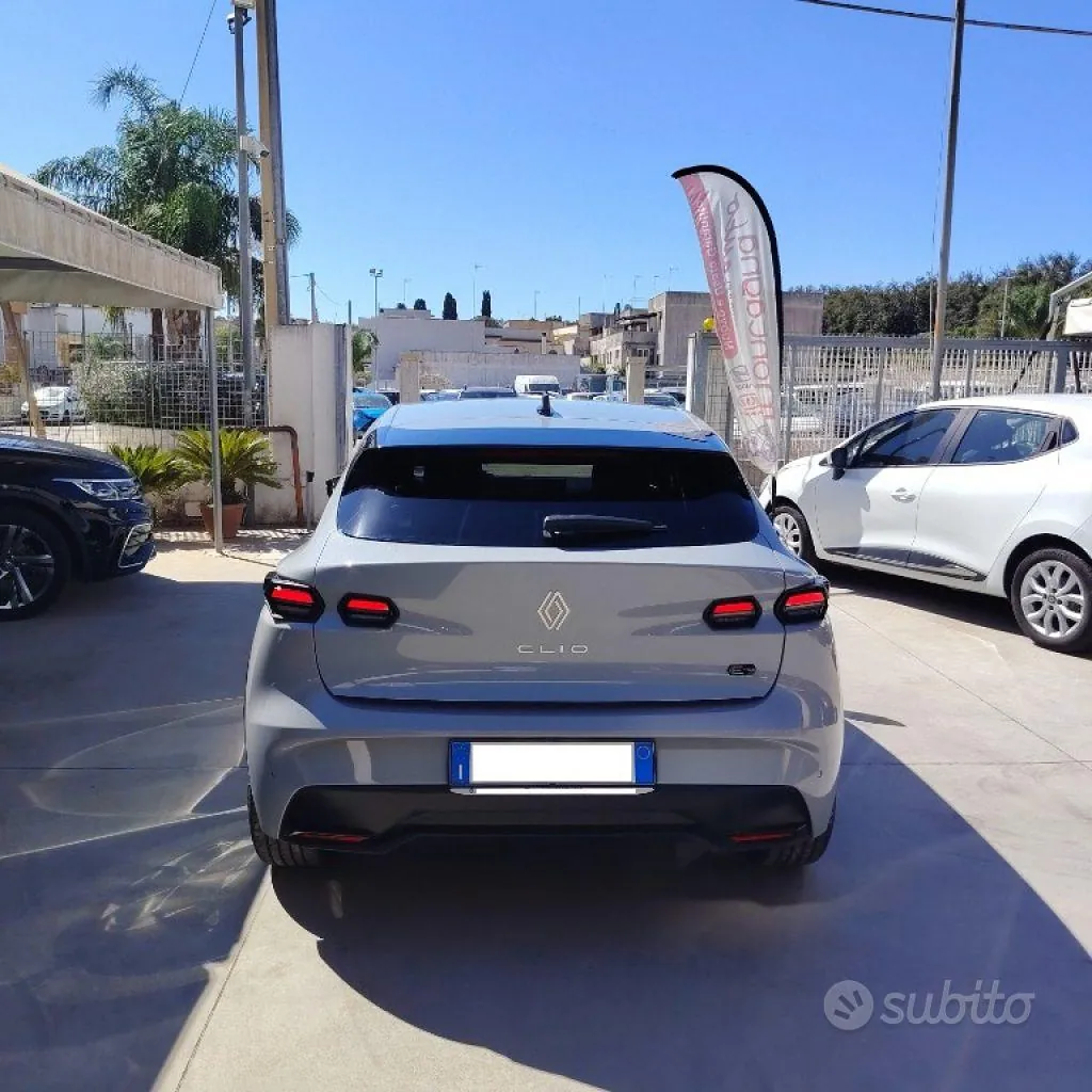 Renault Clio 2025 photo 3