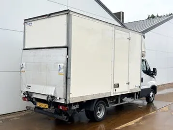 Iveco Daily 2023 photo 3