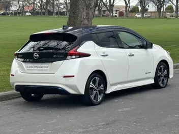 Nissan Leaf 2021 photo 4
