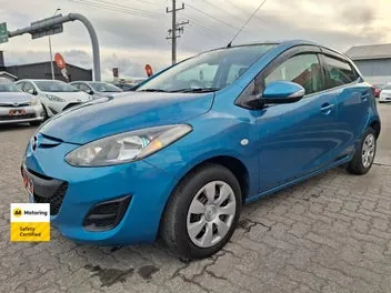 Mazda Demio 2013 photo 4
