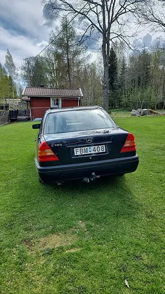 Mercedes-Benz C180 1994 photo 3