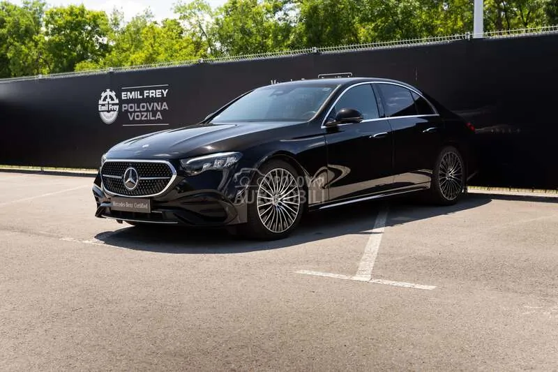 Mercedes-Benz E 220 2025 photo 3