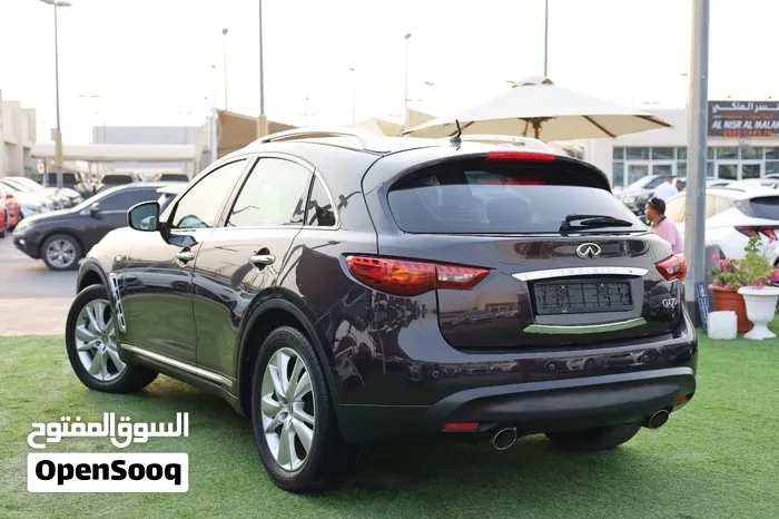 Infiniti Q70 2016 photo 4