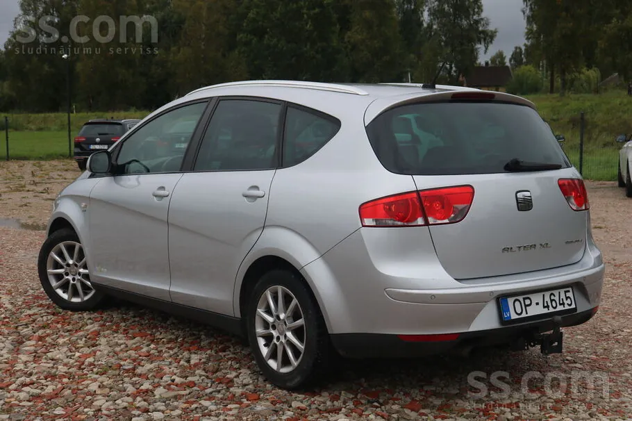 Seat Altea 2011 photo 2