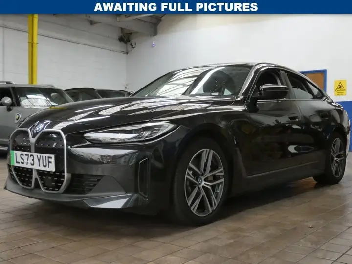 BMW I4 2023 photo 3