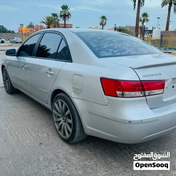 Hyundai Sonata 2009 photo 4