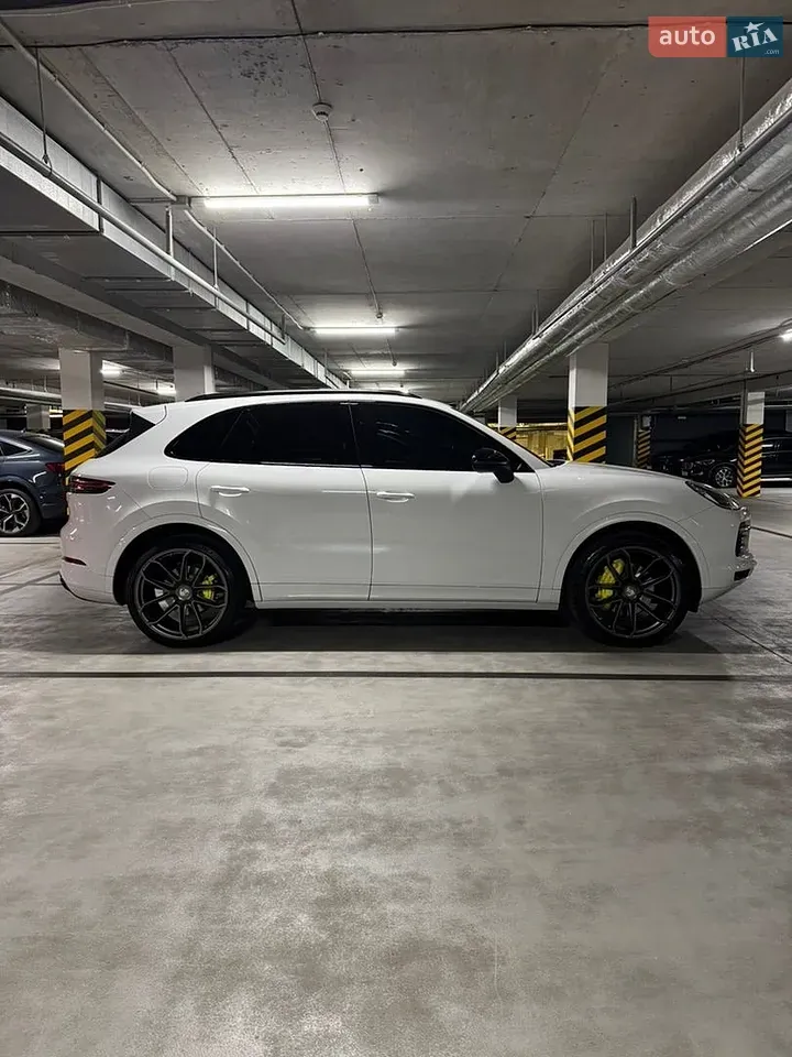Porsche Cayenne 2019 photo 2