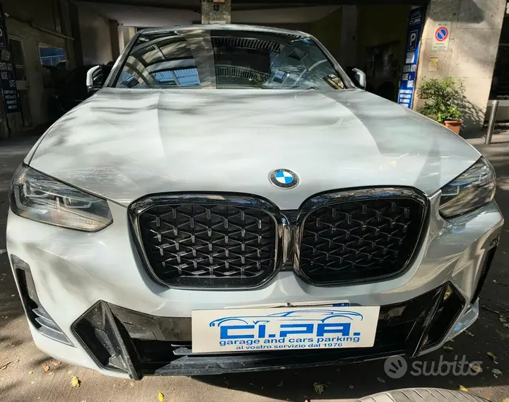 BMW X4 2021 photo 2