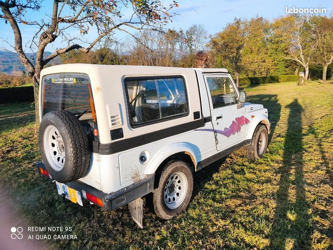 Suzuki Samurai