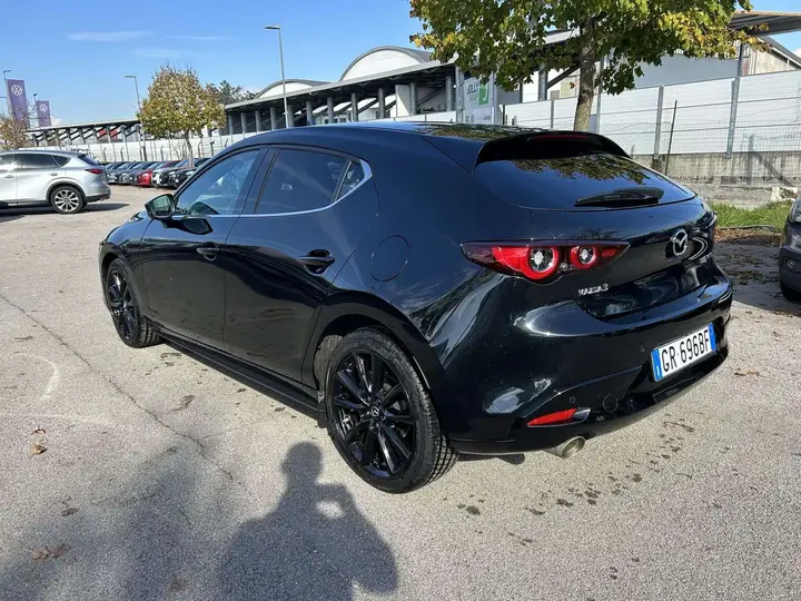 Mazda 3 2023 photo 5