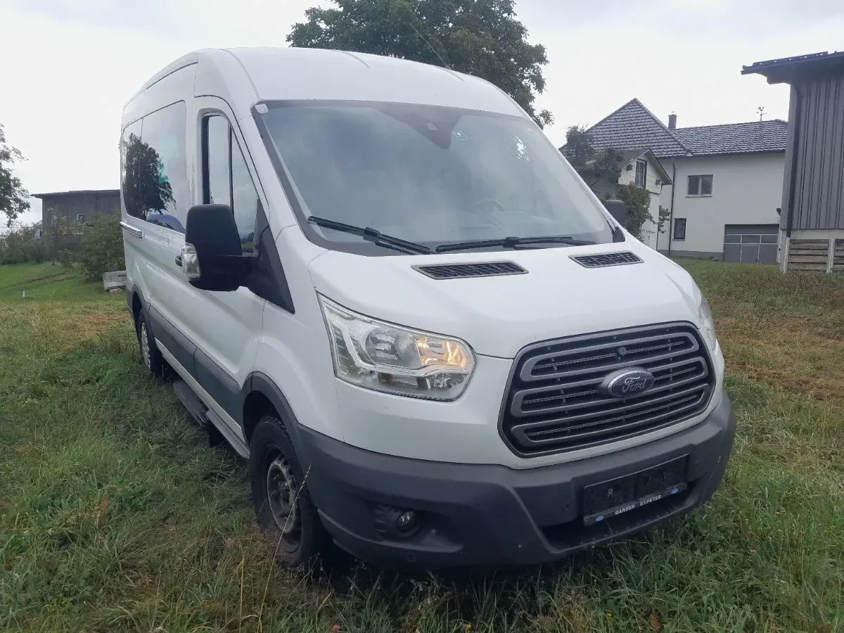 Ford Transit 2015 photo 2