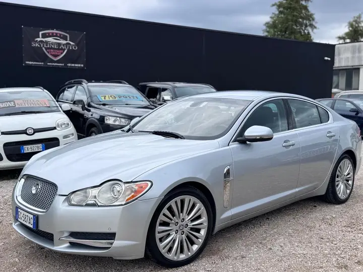 Jaguar Xf