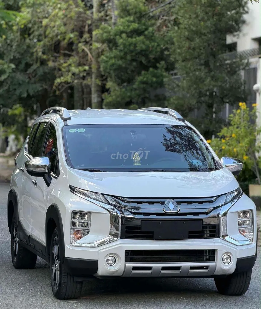 Mitsubishi Xpander Cross 2020 photo 2