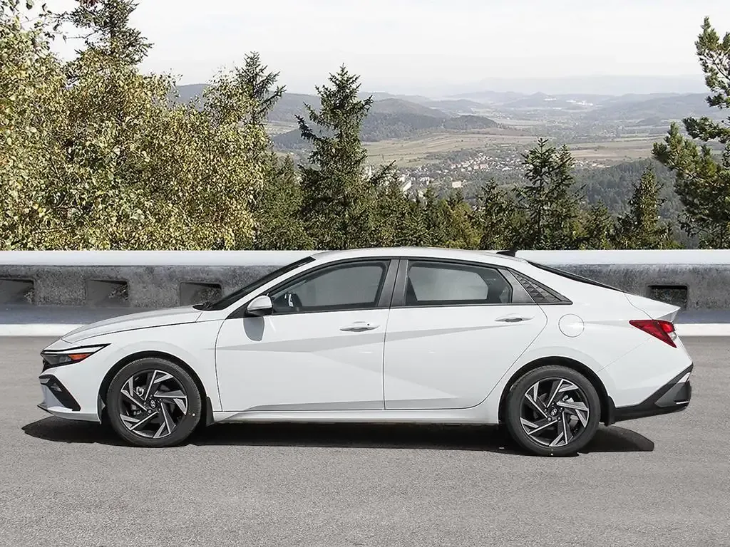 Hyundai Elantra 2026 photo 3