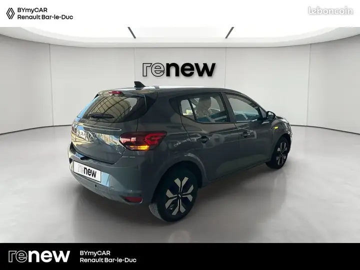 Dacia Sandero 2025 photo 5