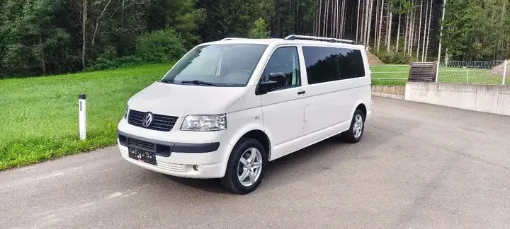 Volkswagen Caravelle