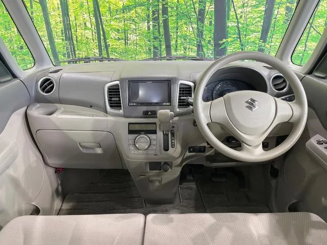 Suzuki Spacia 2013 photo 2