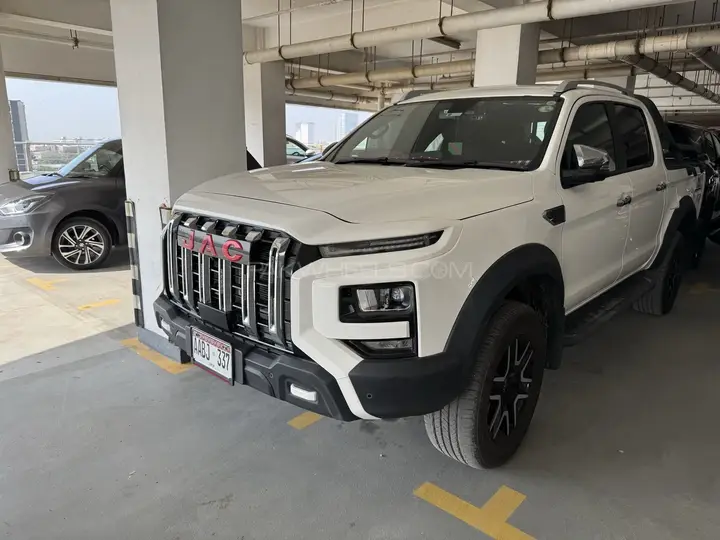 JAC T9