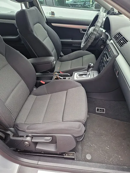 Audi A4 2006 photo 2