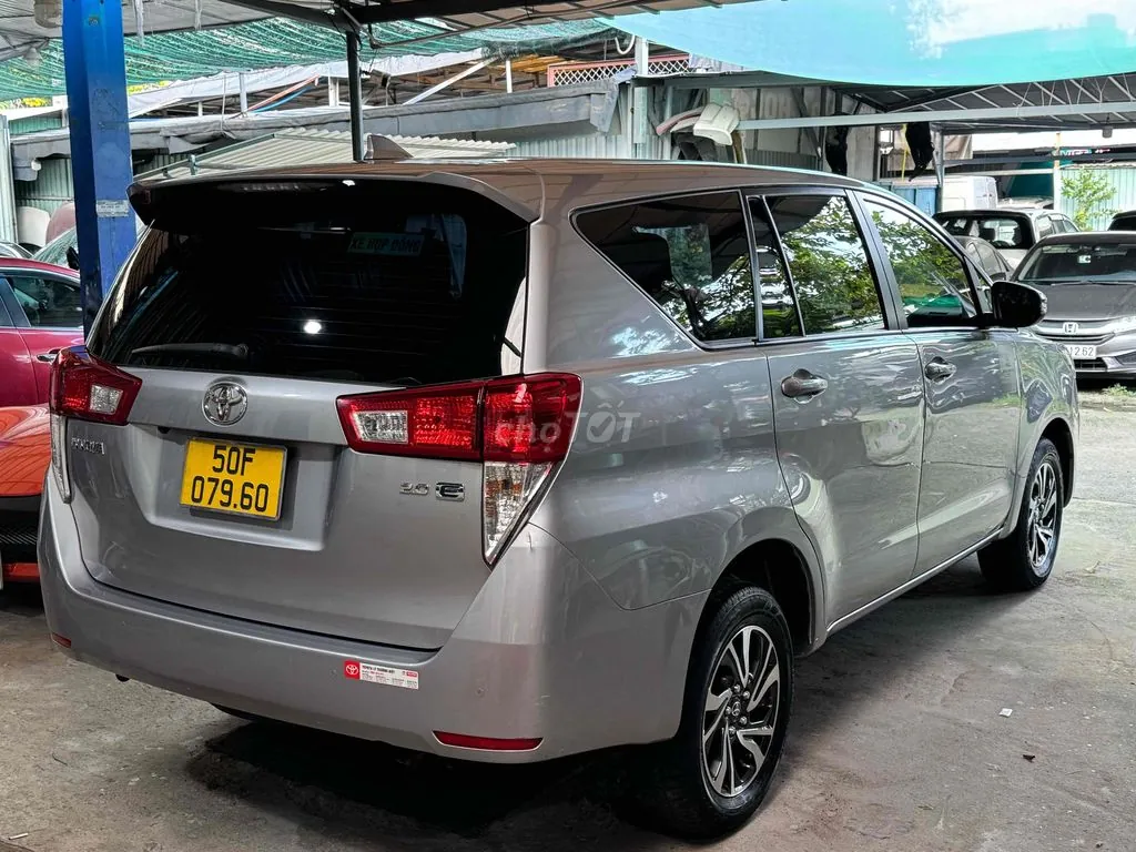 Toyota Innova 2022 photo 4