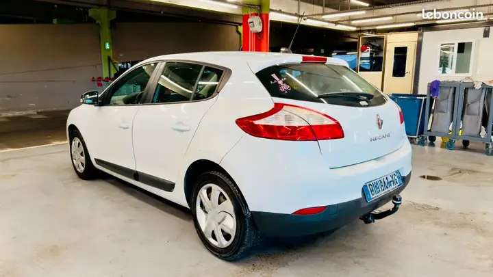 Renault Megane 2014 photo 3
