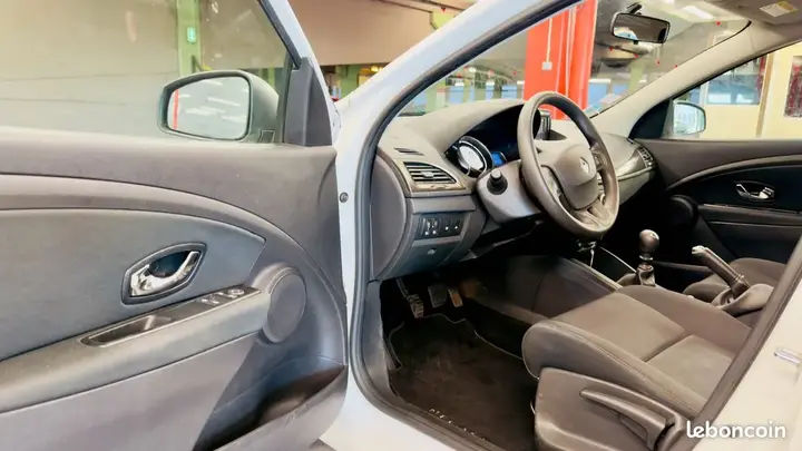 Renault Megane 2014 photo 5