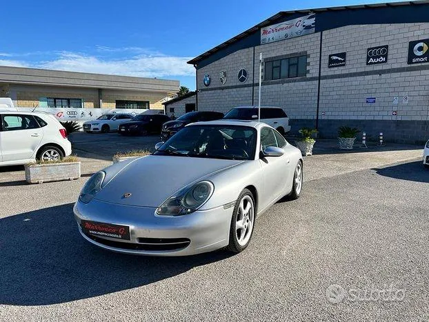 Porsche Carrera 4 1999 photo 5