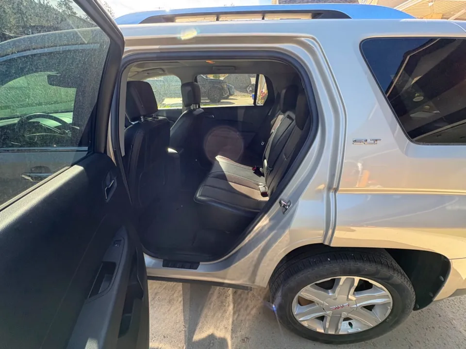 GMC Terrain 2011 photo 3