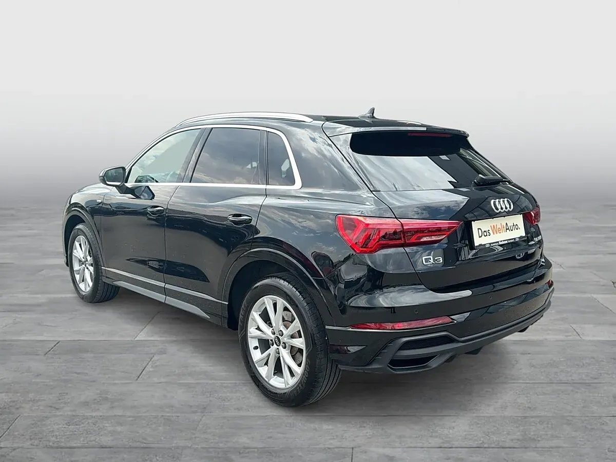 Audi Q3 2022 photo 3