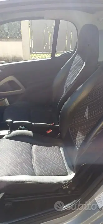 Smart Fortwo 2012 photo 4