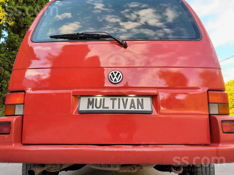 Volkswagen Multivan 1997 photo 2