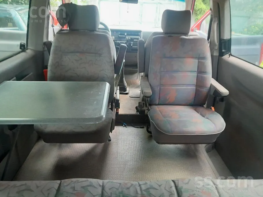 Volkswagen Multivan 1997 photo 3