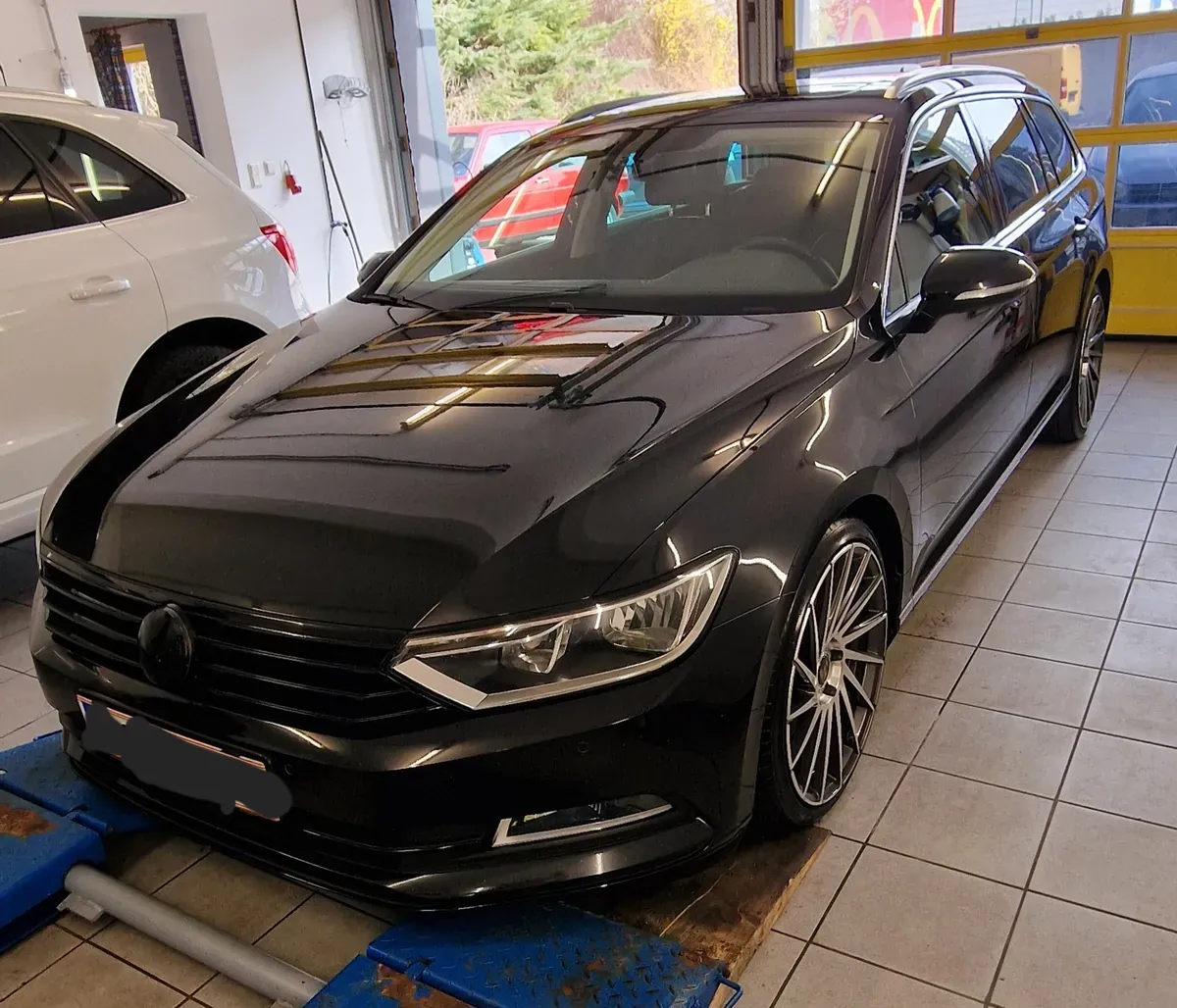 Volkswagen Passat 2015 photo 2