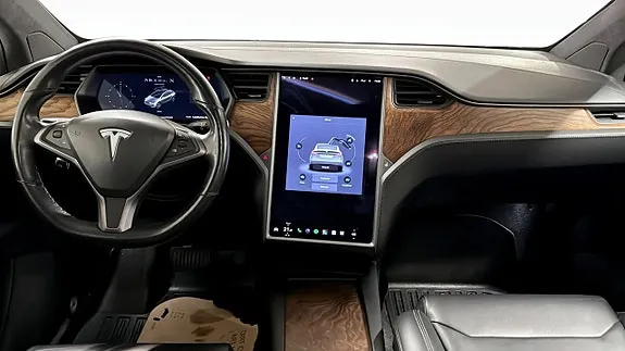 Tesla Model X 2020 photo 4