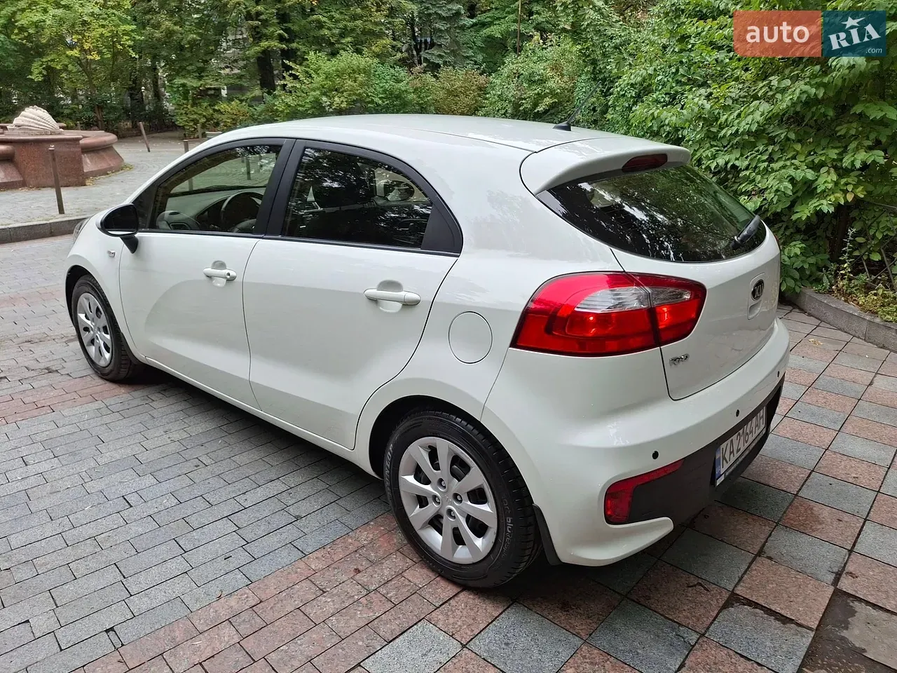 Kia Rio 2015 photo 3