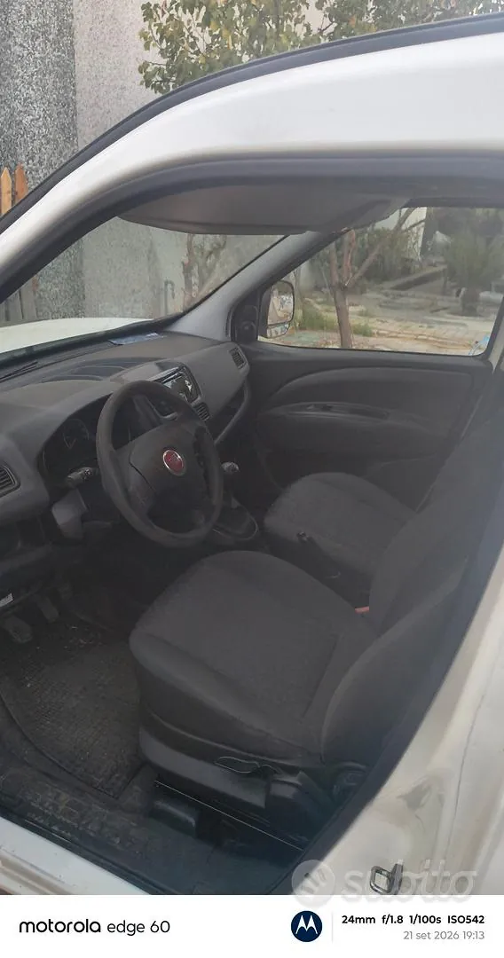 Fiat Doblò 2012 photo 2