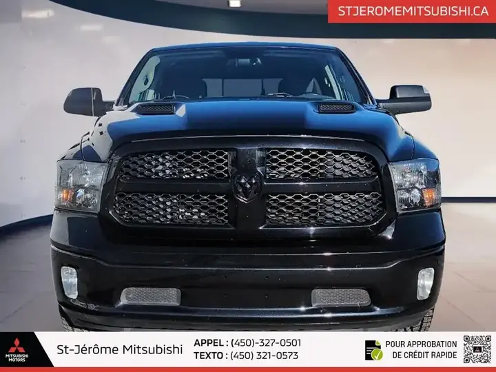 Ram 1500 Classic Crew Cab 2019 photo 2
