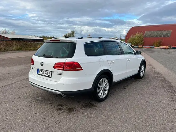 Volkswagen Passat Alltrack 2014 photo 3