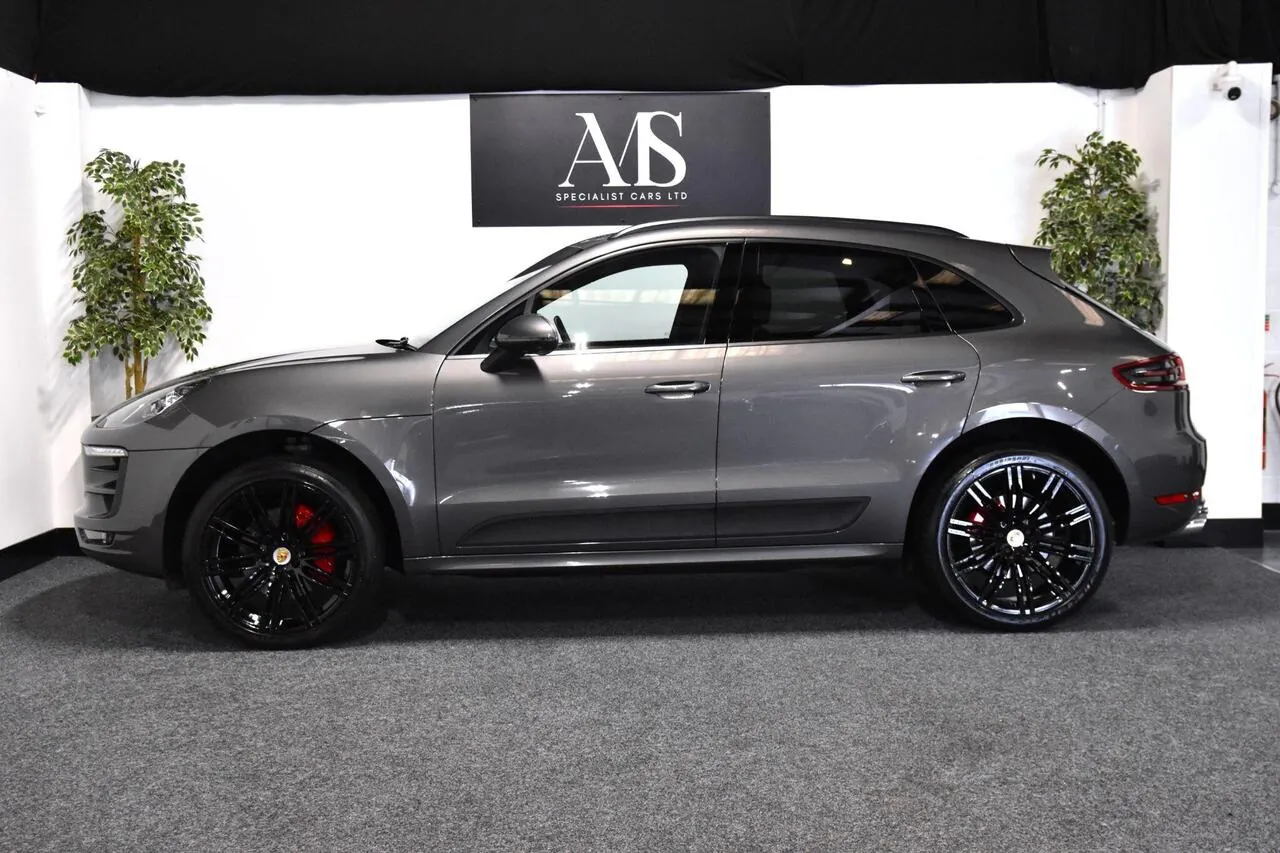 Porsche Macan 2015 photo 2